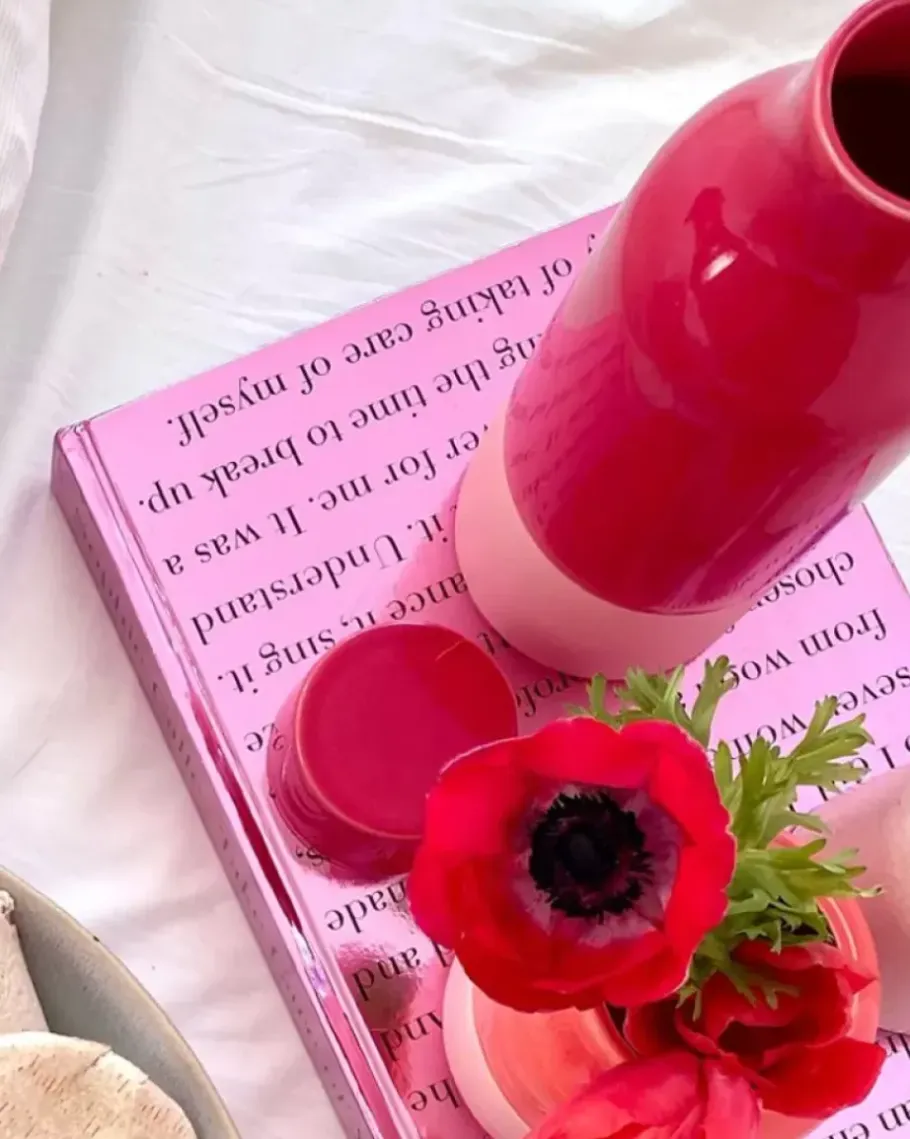 Motel a Miio Karaffen>Garrafa Rot Rose