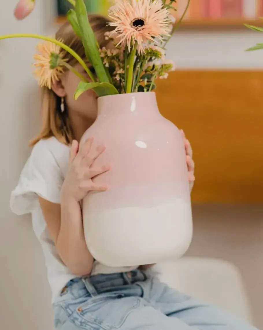 Motel a Miio Vasen>Nuno Vase L Rosa
