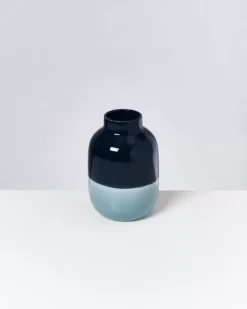 Motel a Miio Vasen>Nuno Vase M Navy Hellblau