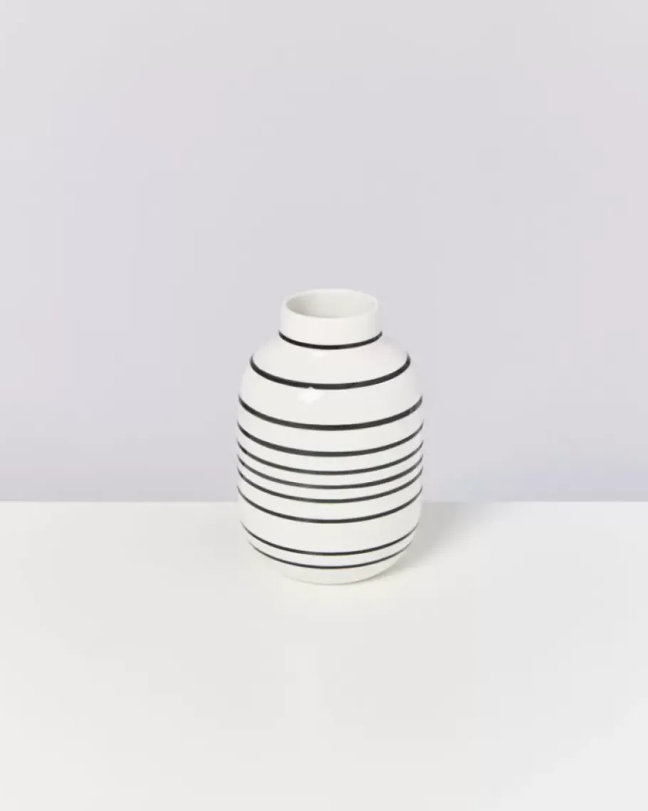 Motel a Miio Vasen>Nuno Vase M Schwarz-Weis Gestreift